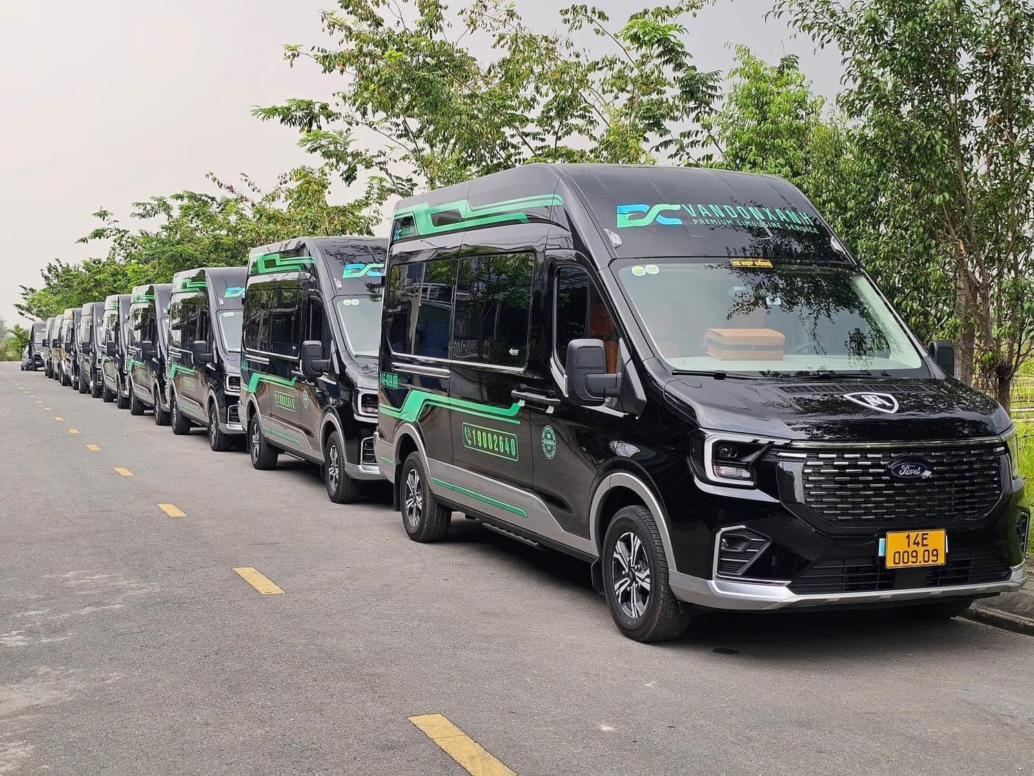 Nhà xe Vân Đồn Xanh
